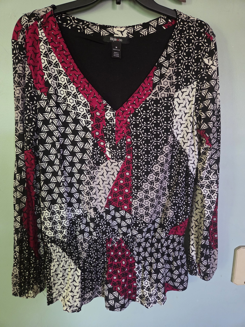 Style & Co. Black, White & Red Patterned V-Neck Peplum Top